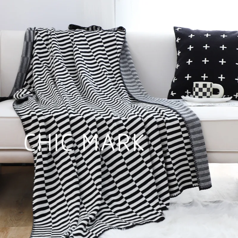 Withered Modern urban style blanket, black and white striped grid decorative blanket, living room sofa blanket, cover blanket, b
Withered Modern urban style blanket, black and white striped grid decorative blanket, living room sofa blanket, cover blanket, b