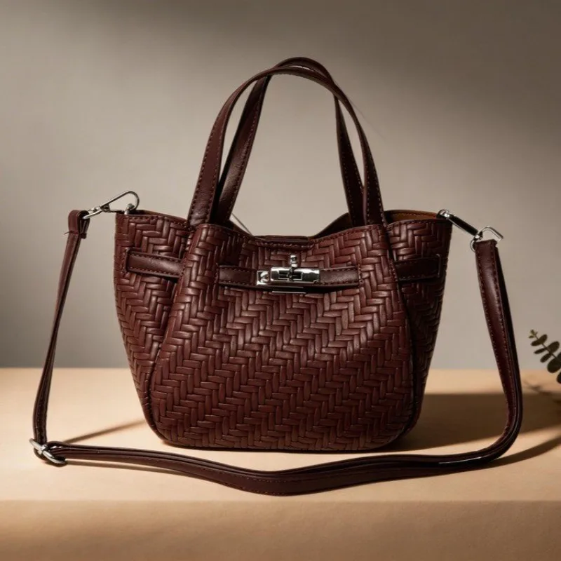 Stylish Elegant Crossbody-Bag And Best Classic Diaper Bags For Women Simple Large Capacity Handbag
Stylish Elegant Crossbody-Bag And Best Classic Diaper Bags For Women Simple Large Capacity Handbag