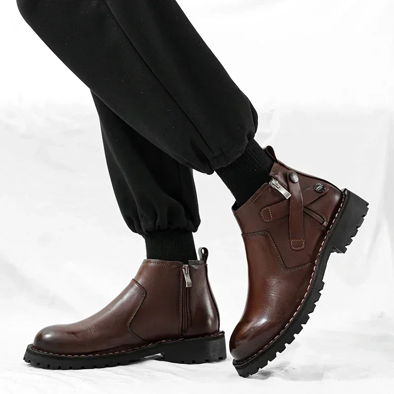 Мужские кожаные ботинки на молнии, коричневые повседневные ботильоны с круглым носком, на квадратном каблуке, 2023
Мужские кожаные ботинки на молнии, коричневые повседневные ботильоны с круглым носком, на квадратном каблуке, 2023