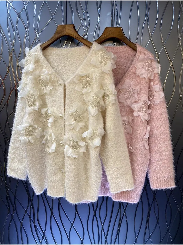 Top Quality New 2024 Spring Fashion Wool Knitted Cardigan Coats Outerwear Women Hand Made Beading Embroidery Wool Knitted Coats
Top Quality New 2024 Spring Fashion Wool Knitted Cardigan Coats Outerwear Women Hand Made Beading Embroidery Wool Knitted Coats