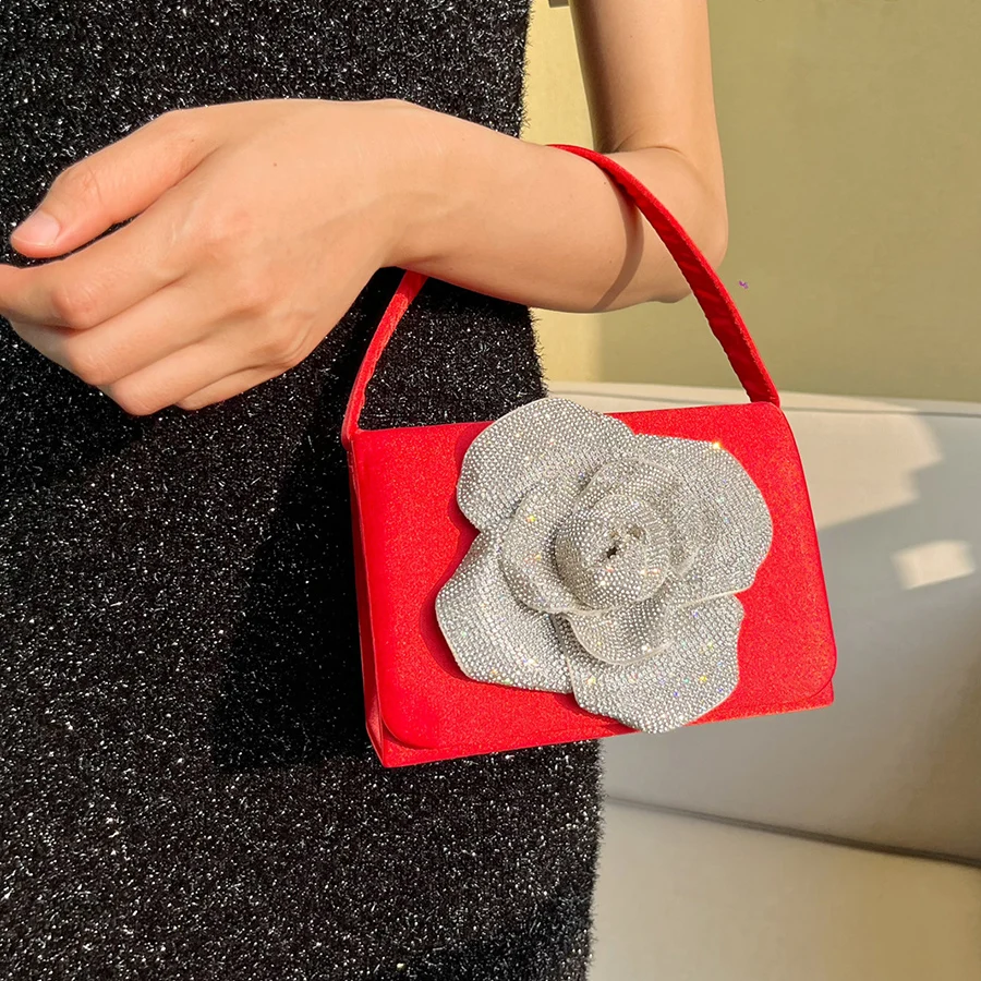 Vintage Rose Rhinestone Small Square Bag Satin Sparkling Wedding Party Tote Bags Elegant Flower Flap Handbag Dinner Clutch Purse
Vintage Rose Rhinestone Small Square Bag Satin Sparkling Wedding Party Tote Bags Elegant Flower Flap Handbag Dinner Clutch Purse