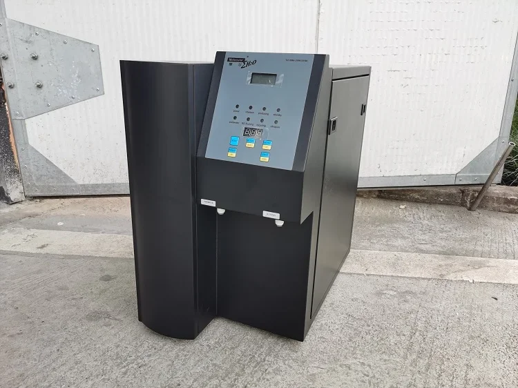 10LPH Tap Water To Ultrapure Water Purification Machine for HPLC / IC / ICP Analysis
10LPH Tap Water To Ultrapure Water Purification Machine for HPLC / IC / ICP Analysis