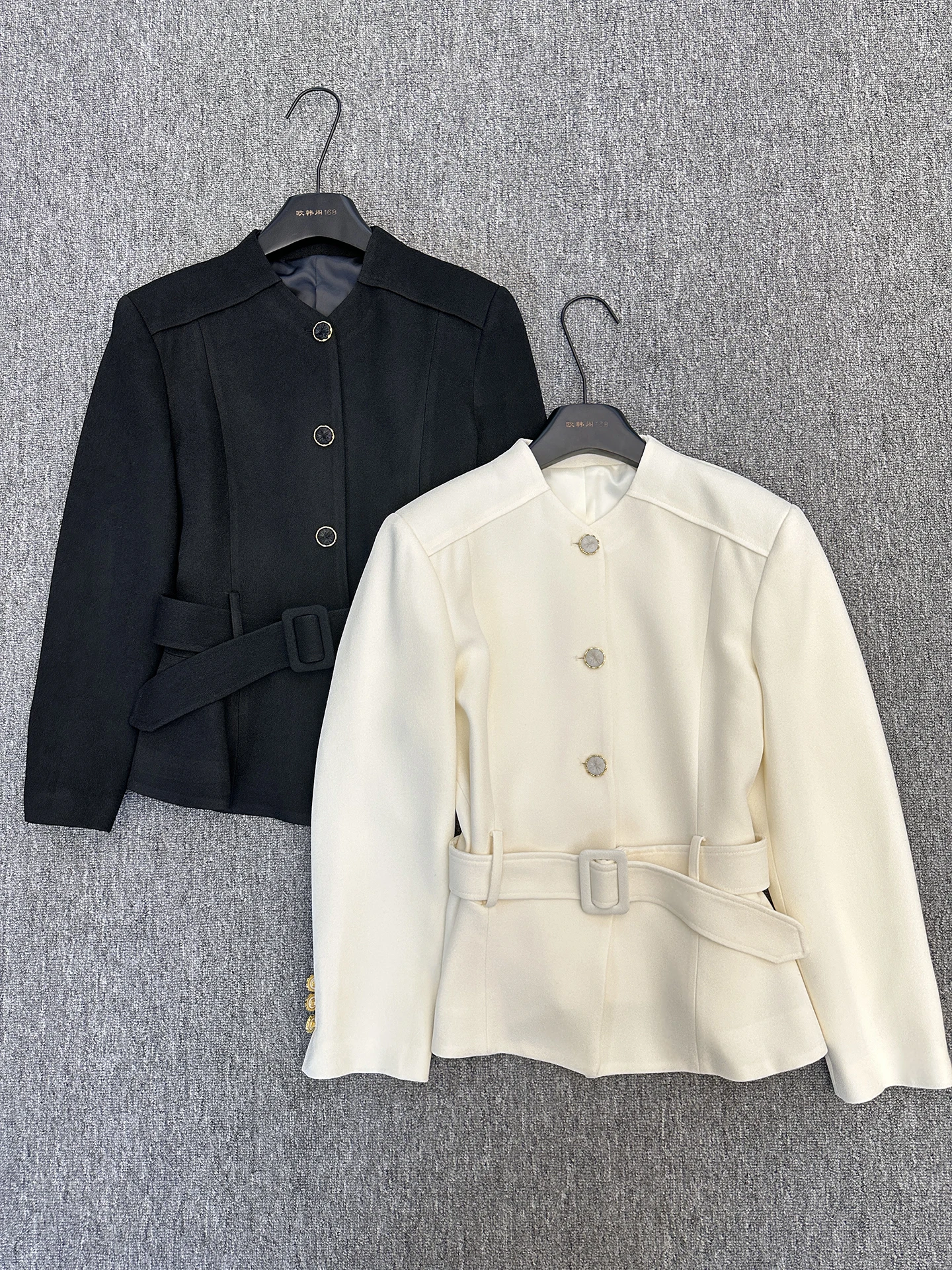 Elegant Belted Long Sleeve Suit Jacket for Women Spring Commute Slimming Trendy Name Lady Style Acetate Fabric Simple Design
Elegant Belted Long Sleeve Suit Jacket for Women Spring Commute Slimming Trendy Name Lady Style Acetate Fabric Simple Design