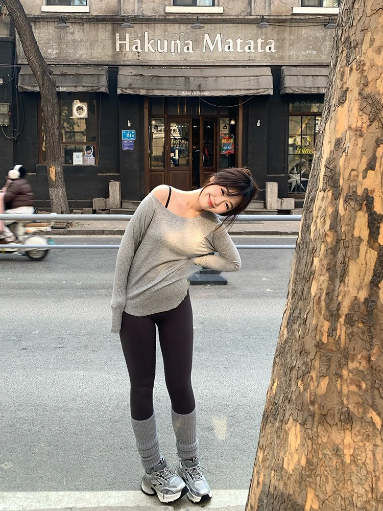 Женские спортивные леггинсы с высокой талией, теплые утолщенные осенне-зимние брюки для тренажерного зала, йоги, фитнеса, брюки для бега, пилатеса, уличные брюки для йоги
Женские спортивные леггинсы с высокой талией, теплые утолщенные осенне-зимние брюки для тренажерного зала, йоги, фитнеса, брюки для бега, пилатеса, уличные брюки для йоги