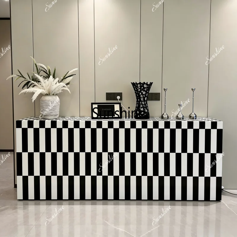 Modern simple paint side cabinet black and white lattice entrance cabinet
Modern simple paint side cabinet black and white lattice entrance cabinet