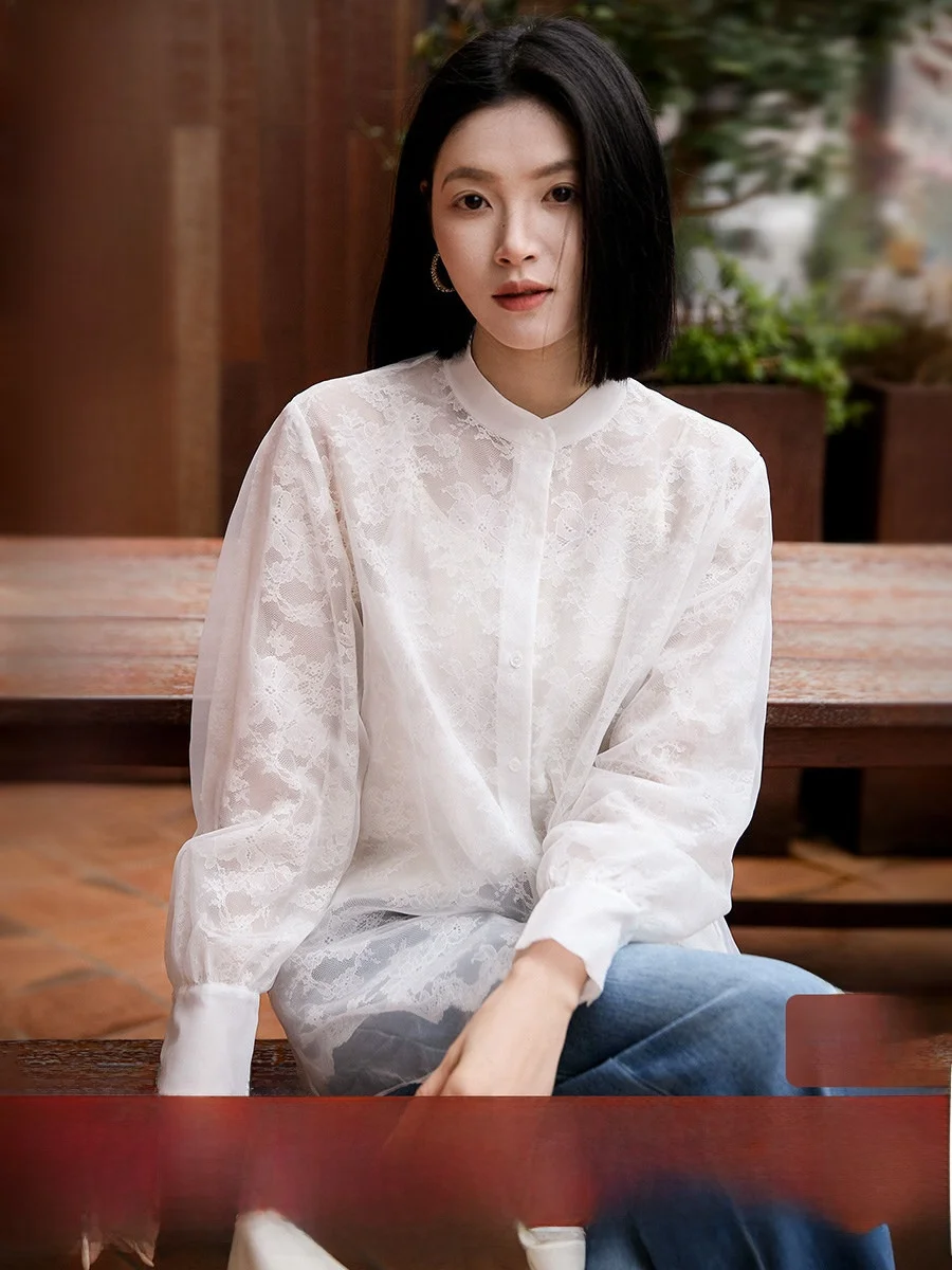 Elegant Lace Embossed Shirt Women's Spring New Loose Fit Long Sleeve Stand Collar Breathable Comfortable Casual Fashion
Elegant Lace Embossed Shirt Women's Spring New Loose Fit Long Sleeve Stand Collar Breathable Comfortable Casual Fashion