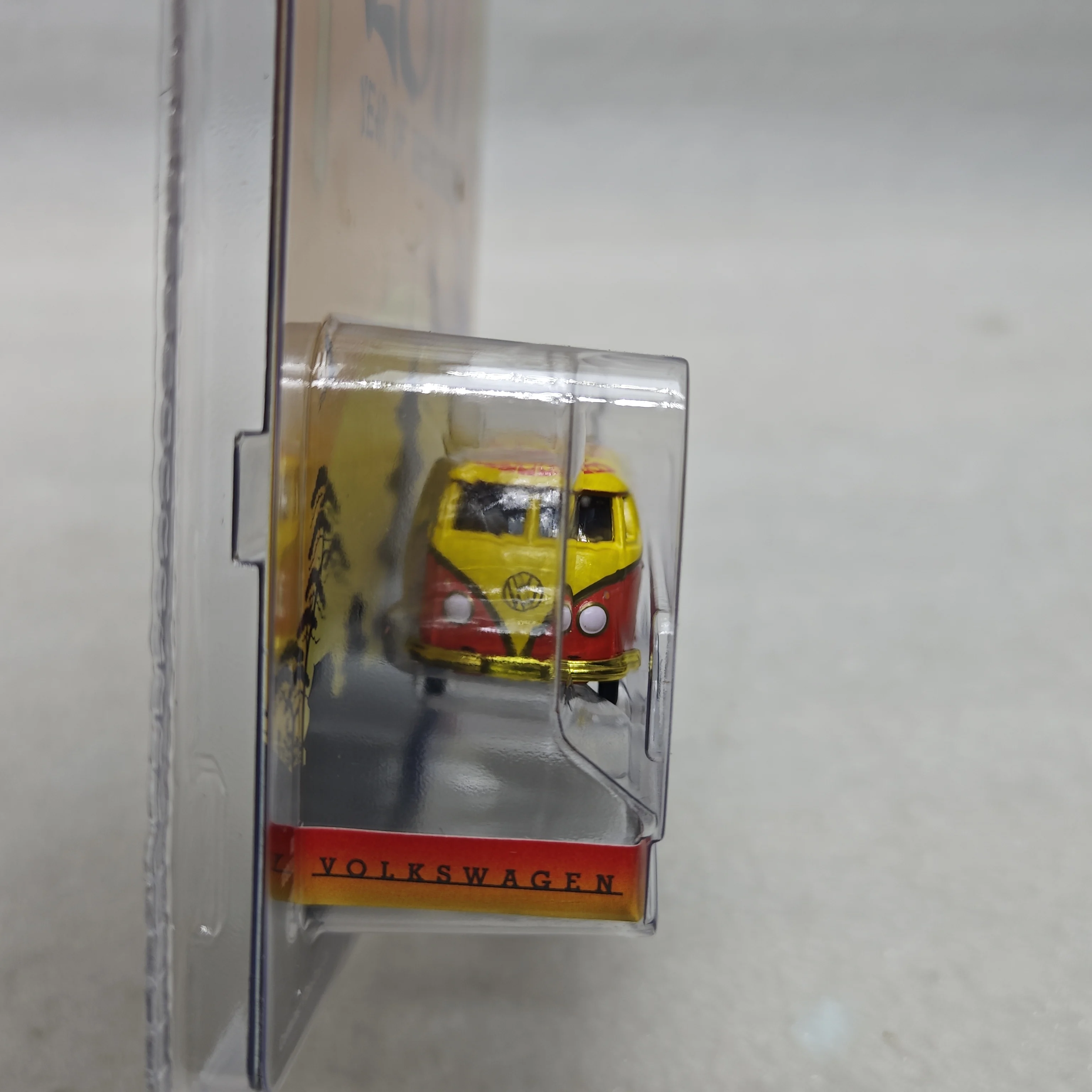 Green Light 1:64 Volkswagen T 2 Van - Chinese Zodiac Year of the Rooster 2017 Advanced Car Model
Green Light 1:64 Volkswagen T 2 Van - Chinese Zodiac Year of the Rooster 2017 Advanced Car Model