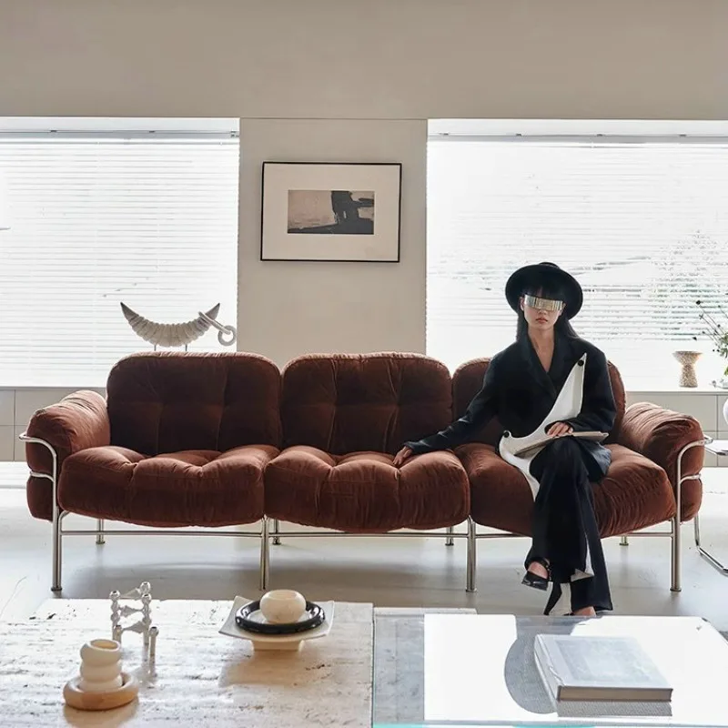 French medieval sofa designer small apartment living room straight row Bauhaus retro
French medieval sofa designer small apartment living room straight row Bauhaus retro