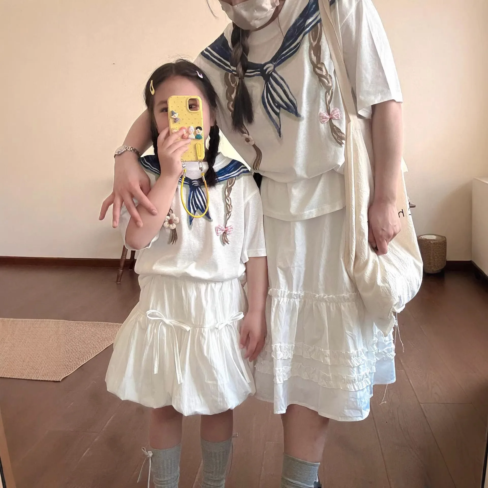 2026 Summer Mommy and Me Sailor Collar Matching Tee Family Outfit Casual Short Sleeve Cotton Top for Mom Dad Daughter Son
2026 Summer Mommy and Me Sailor Collar Matching Tee Family Outfit Casual Short Sleeve Cotton Top for Mom Dad Daughter Son