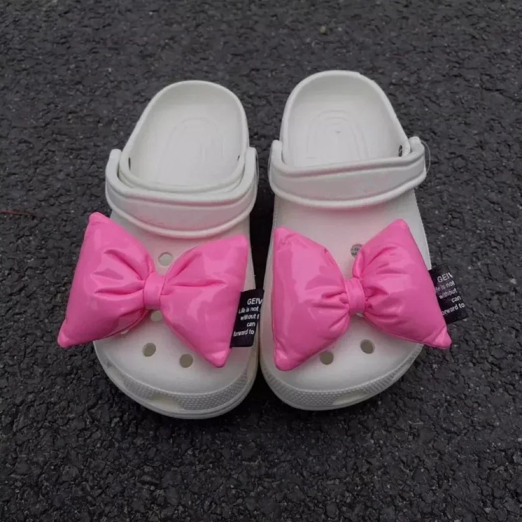 2024 Pink Black Colorful Bow-knot Charms for Crocs Cool Style Clogs Accessories Shoe Decoration for Boys Girls Gift All-match
2024 Pink Black Colorful Bow-knot Charms for Crocs Cool Style Clogs Accessories Shoe Decoration for Boys Girls Gift All-match