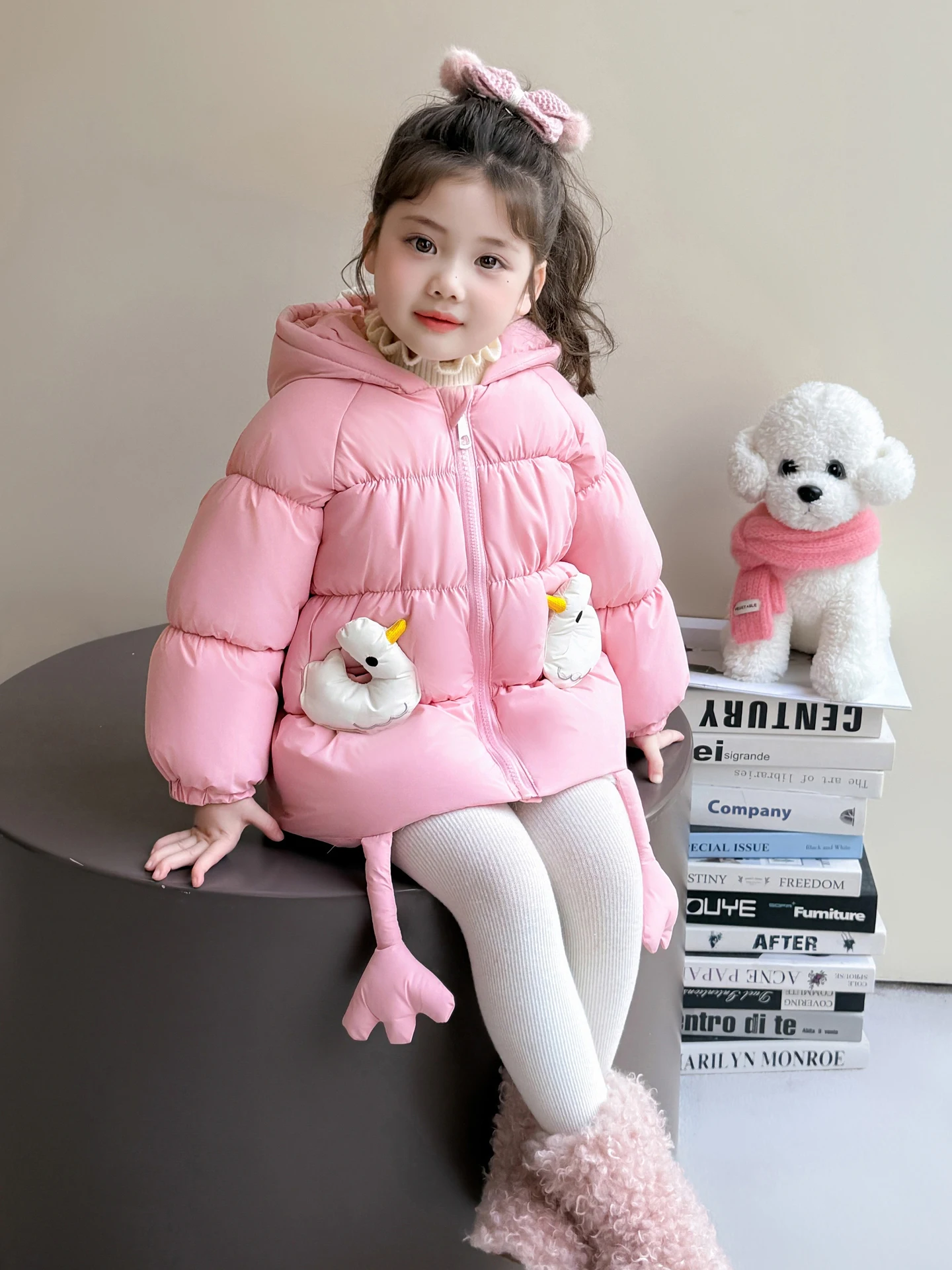 Korean Sle Fce Lined Cotton Du Jaet for Girls Winter Warm Faionable Cartoon Du Cotton Coat Trendy Little Girl
Korean Sle Fce Lined Cotton Du Jaet for Girls Winter Warm Faionable Cartoon Du Cotton Coat Trendy Little Girl