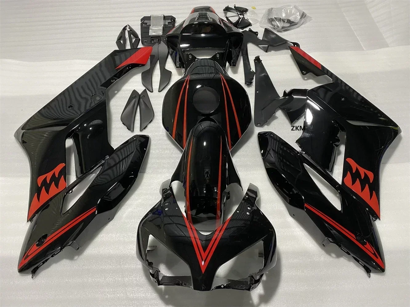 for HONDA CBR1000RR 2004 2005 Motorcycle ABS Injection Fairing Kit, CBR1000 CBR 1000 RR 04 05 REPSOL Body Protection Fairings
for HONDA CBR1000RR 2004 2005 Motorcycle ABS Injection Fairing Kit, CBR1000 CBR 1000 RR 04 05 REPSOL Body Protection Fairings