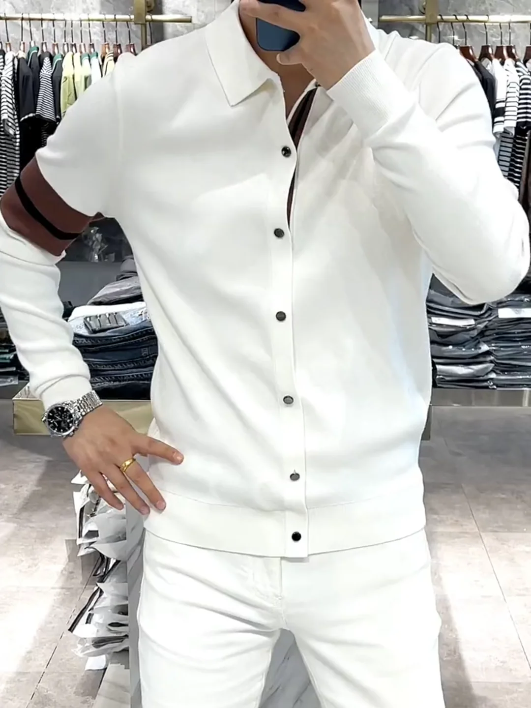 Autumn New Style Men's High-End Flip Collar Knitted Sweater Casual Fashionable Trendy Versatile Comfortable Slim Fit Knitwear
Autumn New Style Men's High-End Flip Collar Knitted Sweater Casual Fashionable Trendy Versatile Comfortable Slim Fit Knitwear