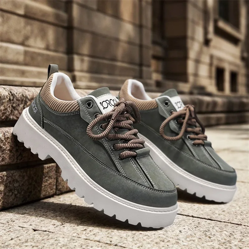 Designer Anti-Slip Men Shoes Men Leather Casual Shoes Outdoor Thick Sole Men Work Boots Comfortable Walking Sports Shoes for Men
Designer Anti-Slip Men Shoes Men Leather Casual Shoes Outdoor Thick Sole Men Work Boots Comfortable Walking Sports Shoes for Men