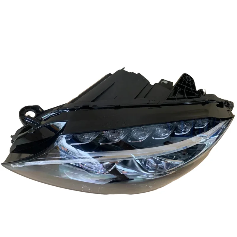 Популярные фары W205 с двойными линзами, заводские, для C180 C200 C300, модернизированные светодиодные фары, подходят для C-класса 15-18 годов выпуска
Популярные фары W205 с двойными линзами, заводские, для C180 C200 C300, модернизированные светодиодные фары, подходят для C-класса 15-18 годов выпуска