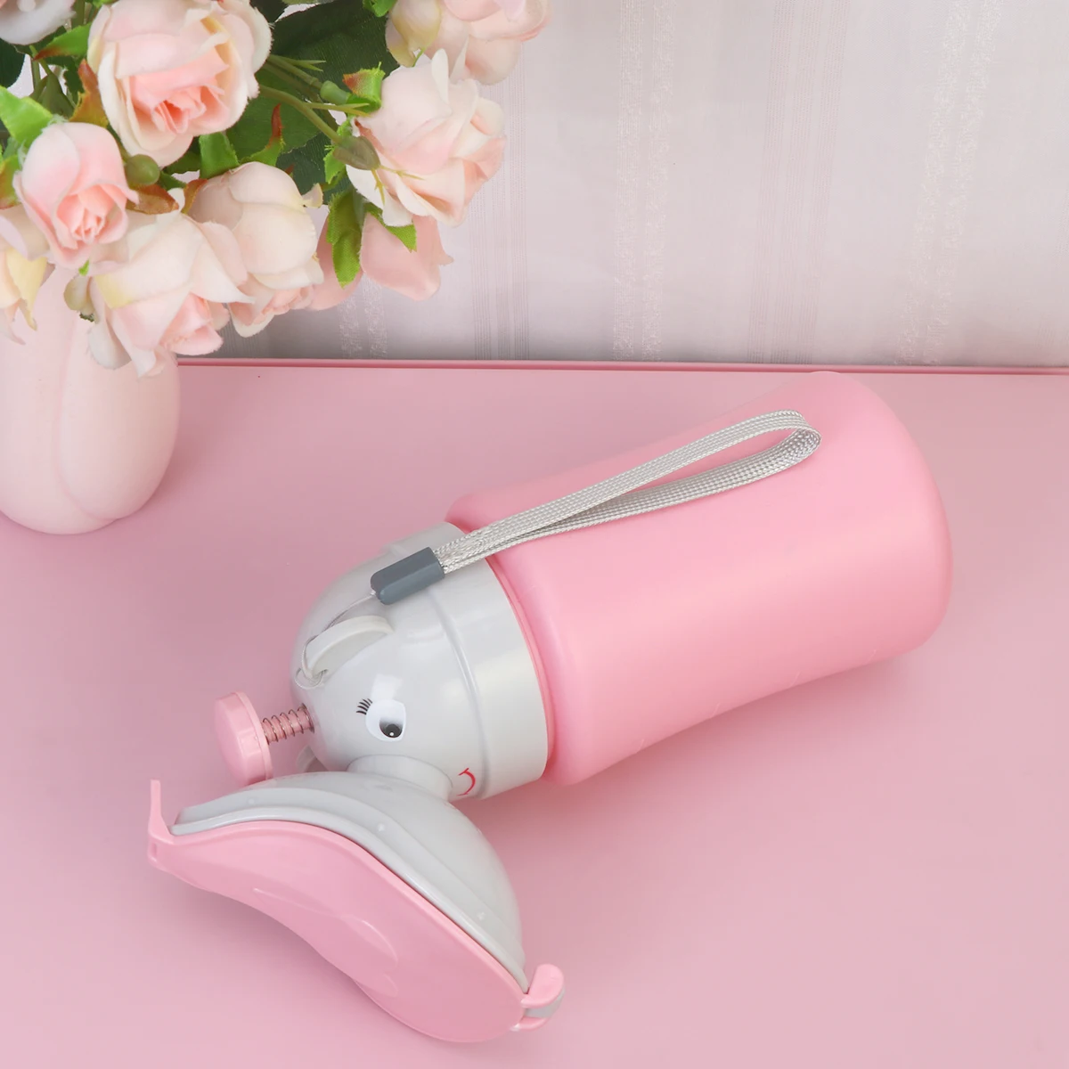 1Pcs Car Urinal Portable Cartoon Baby Potty Bottle Leakage-Free Emergency Travel Kids Urinal Bottle for Toddlers
1Pcs Car Urinal Portable Cartoon Baby Potty Bottle Leakage-Free Emergency Travel Kids Urinal Bottle for Toddlers