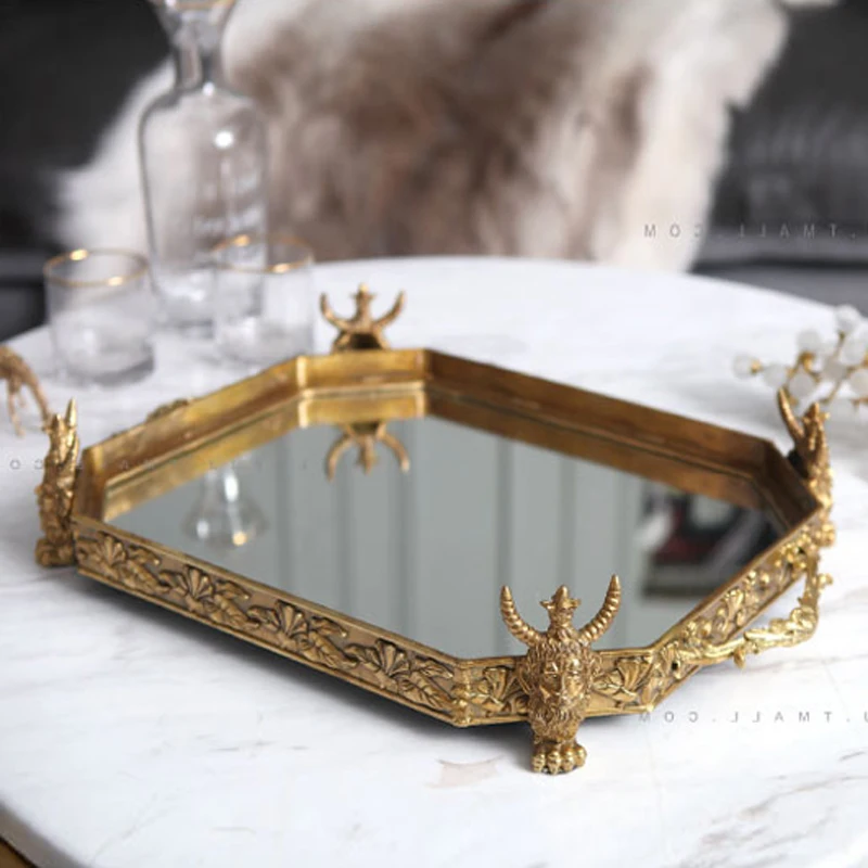 Imperial pure copper tray, European luxury living room, coffee table storage, fruit tray, American dining table decoration
Imperial pure copper tray, European luxury living room, coffee table storage, fruit tray, American dining table decoration