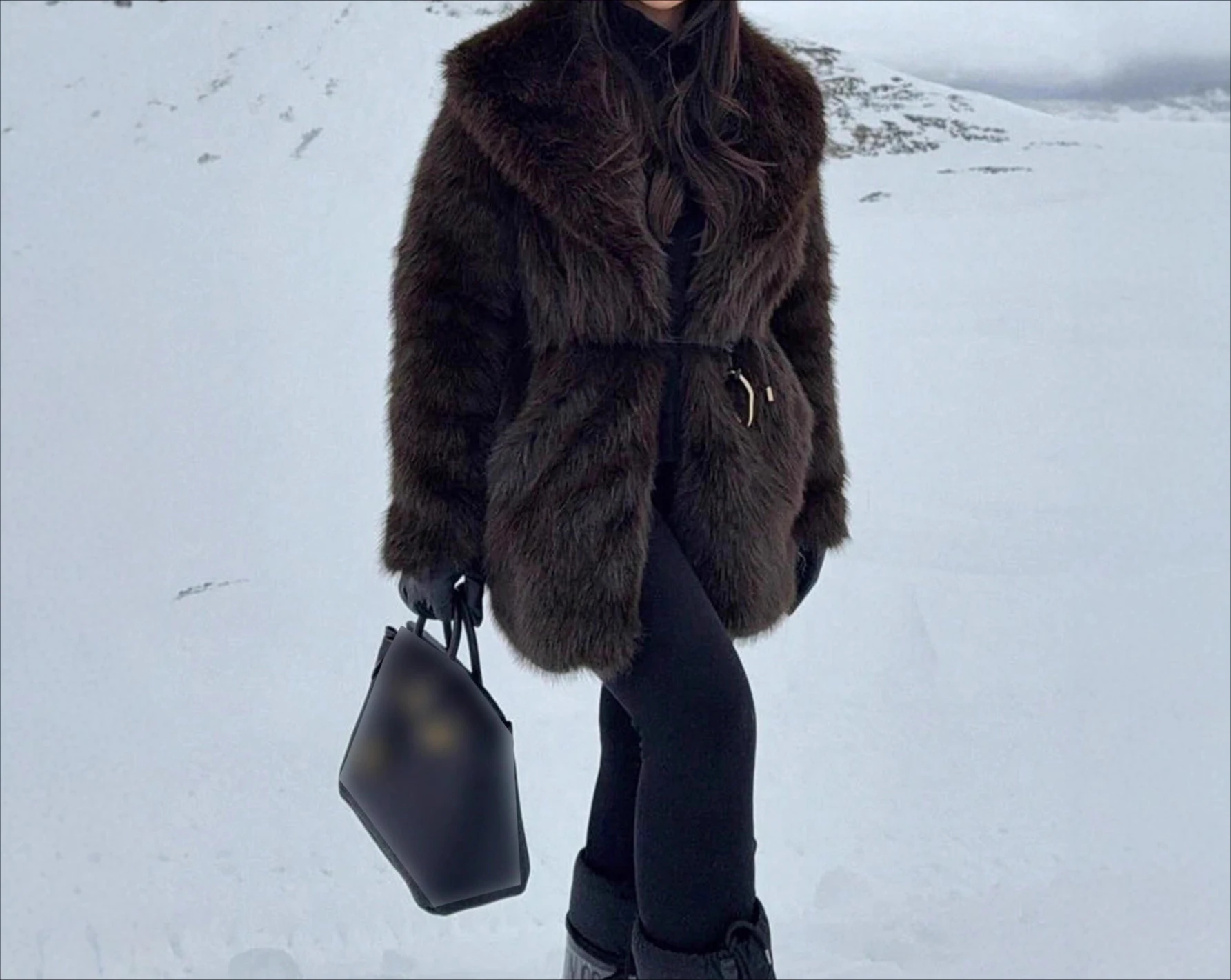 New 2025 Thick and Thick Coat Women's Winter New Belt Hairy Coat
New 2025 Thick and Thick Coat Women's Winter New Belt Hairy Coat