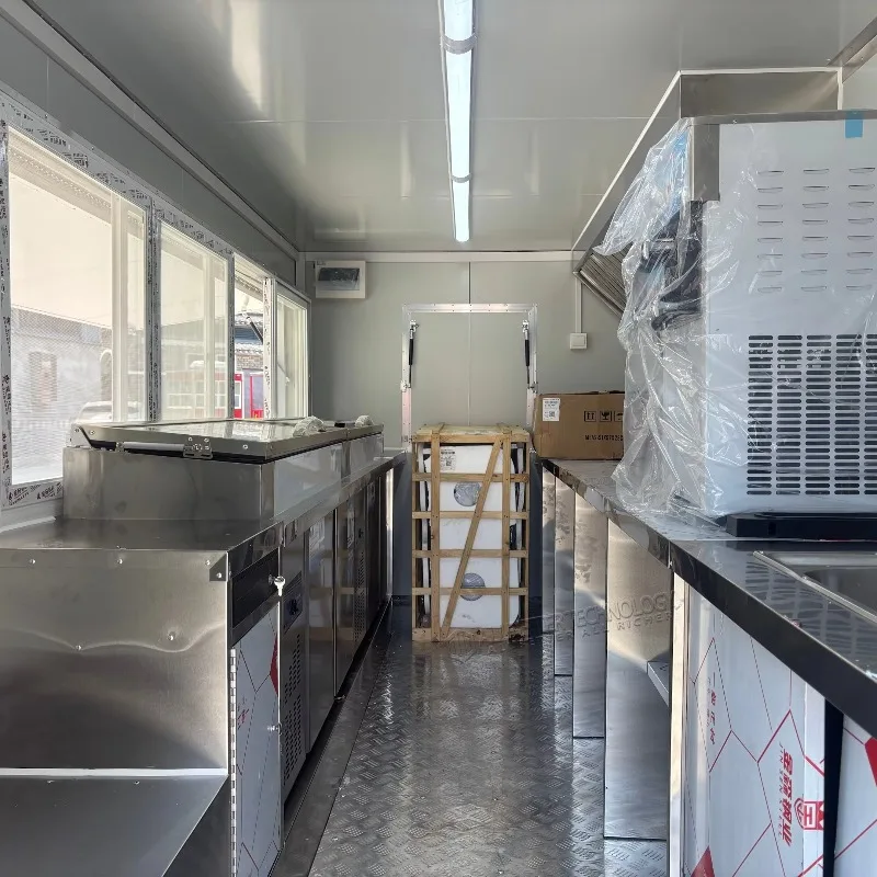 All-In-One Mobile Food Truck for Street Service with Full Kitchen for Pizza Hot Dogs Coffee Ice Cream Fries
All-In-One Mobile Food Truck for Street Service with Full Kitchen for Pizza Hot Dogs Coffee Ice Cream Fries