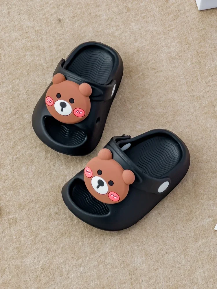 2025 New Kids Slippers Cute Cartoon Bear Head Decoration Boys and Girls Indoor and Outdoor Slippers Comfortable and Soft
2025 New Kids Slippers Cute Cartoon Bear Head Decoration Boys and Girls Indoor and Outdoor Slippers Comfortable and Soft