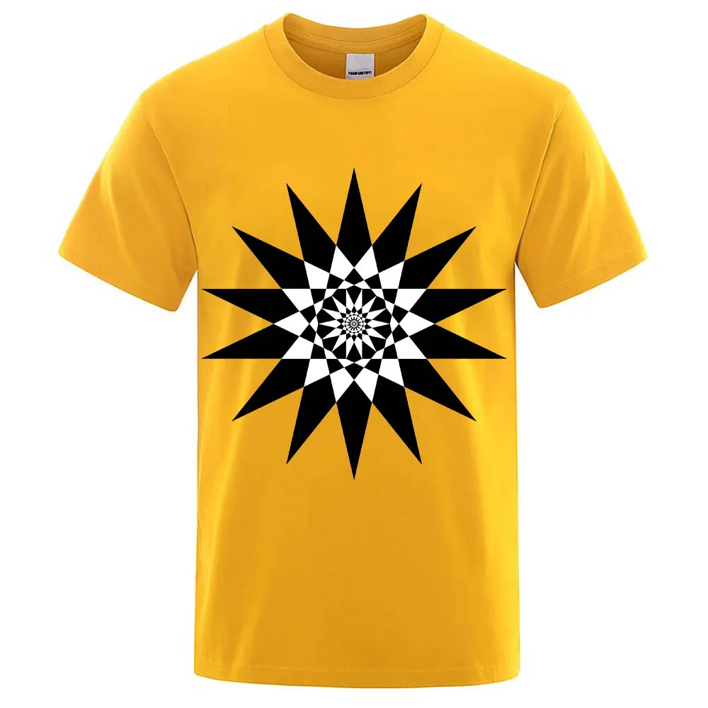 Simple polygon pattern gorgeous print men's oversized T-shirt Men's T-shirt top comfortable upper body quite wide handsome casua
Simple polygon pattern gorgeous print men's oversized T-shirt Men's T-shirt top comfortable upper body quite wide handsome casua