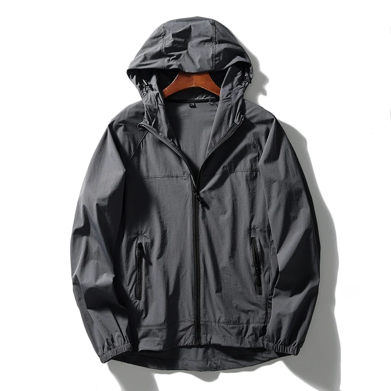 Легкая мужская уличная куртка с капюшоном, модная городская демисезонная модель на молнии, удлиненная, приталенного кроя
Легкая мужская уличная куртка с капюшоном, модная городская демисезонная модель на молнии, удлиненная, приталенного кроя