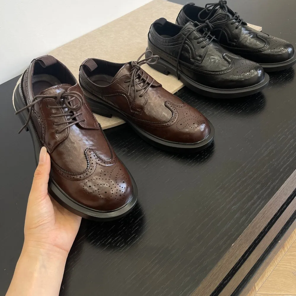 Элегантные кожаные туфли в стиле барокко с цветочным узором, мягкие, как ткань, дышащие, на низком каблуке, с круглым носком, летние, повседневные.
Элегантные кожаные туфли в стиле барокко с цветочным узором, мягкие, как ткань, дышащие, на низком каблуке, с круглым носком, летние, повседневные.