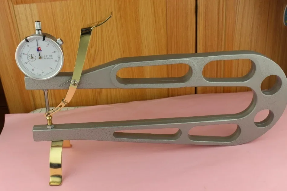 Высококачественные инструменты для измерения толщины виолончели, циферблатный индикатор 0-30 мм, инструменты для изготовления виолончели
Высококачественные инструменты для измерения толщины виолончели, циферблатный индикатор 0-30 мм, инструменты для изготовления виолончели