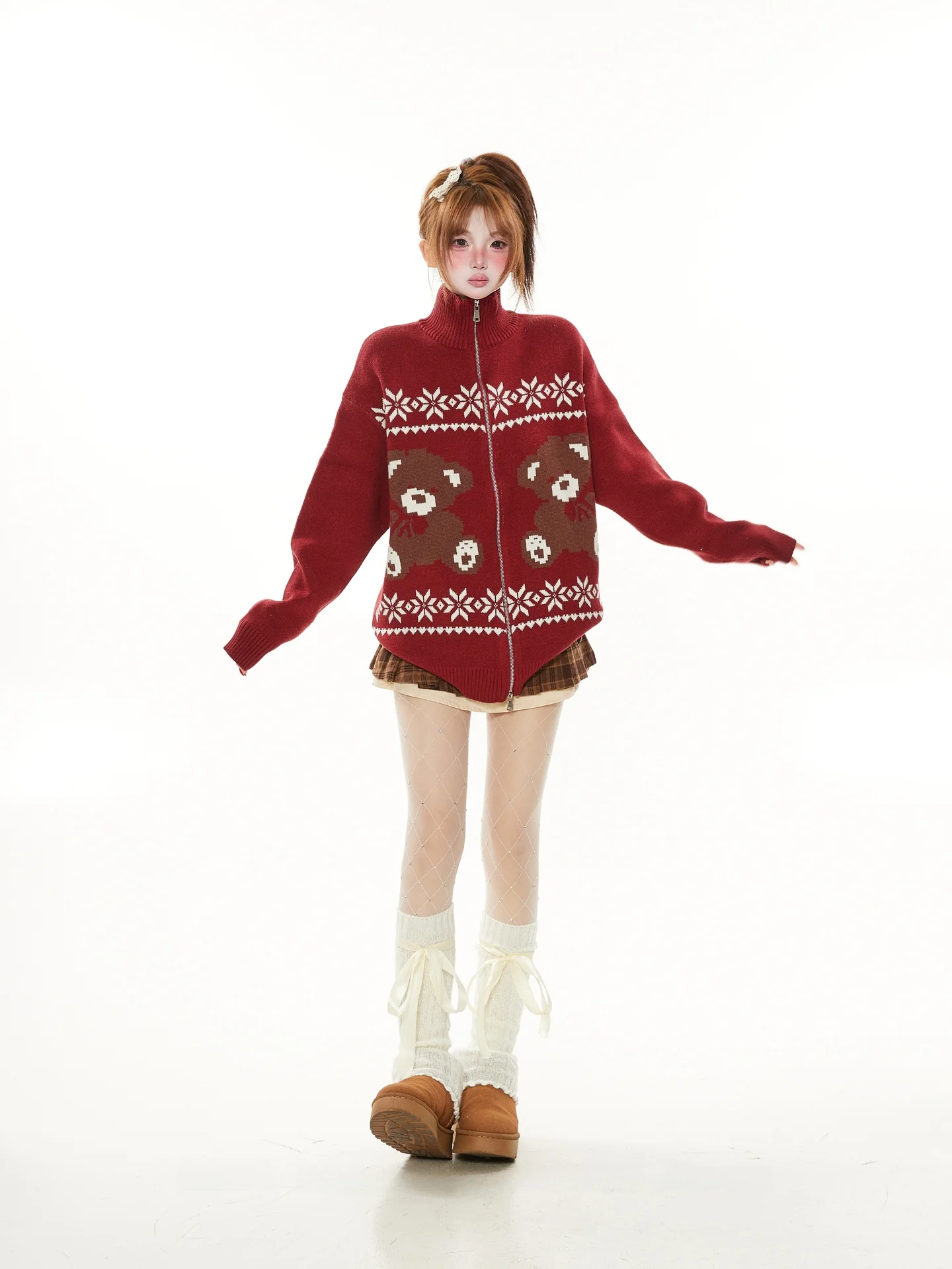 Красный вязаный кардиган с узором в виде медведя, женский, свободного кроя, весенне-осенний, повседневный, удобный, новогодняя верхняя одежда
Красный вязаный кардиган с узором в виде медведя, женский, свободного кроя, весенне-осенний, повседневный, удобный, новогодняя верхняя одежда