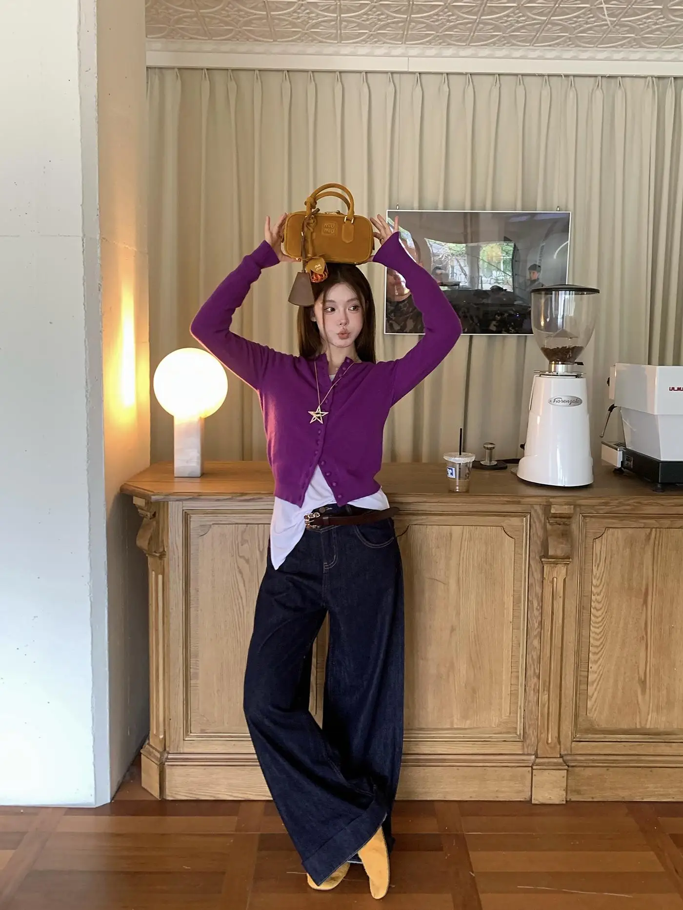 IUIU a Jing Home 00% Wool Knitted Cardigan Women's Casual Top Multiple Colors 2024 Autumn New Sle Sweet Sle round Ne L...
IUIU a Jing Home 00% Wool Knitted Cardigan Women's Casual Top Multiple Colors 2024 Autumn New Sle Sweet Sle round Ne L...