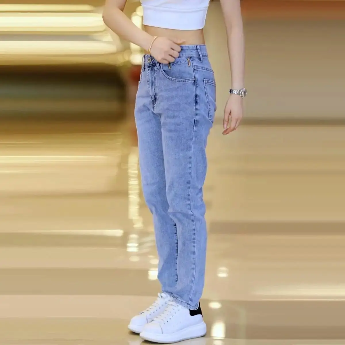 Embroidered Slim Fit Men's Jeans Korean Sle Comfortable Youthful Trendy Long Pants Versatile Casual Jeans for Teens
Embroidered Slim Fit Men's Jeans Korean Sle Comfortable Youthful Trendy Long Pants Versatile Casual Jeans for Teens