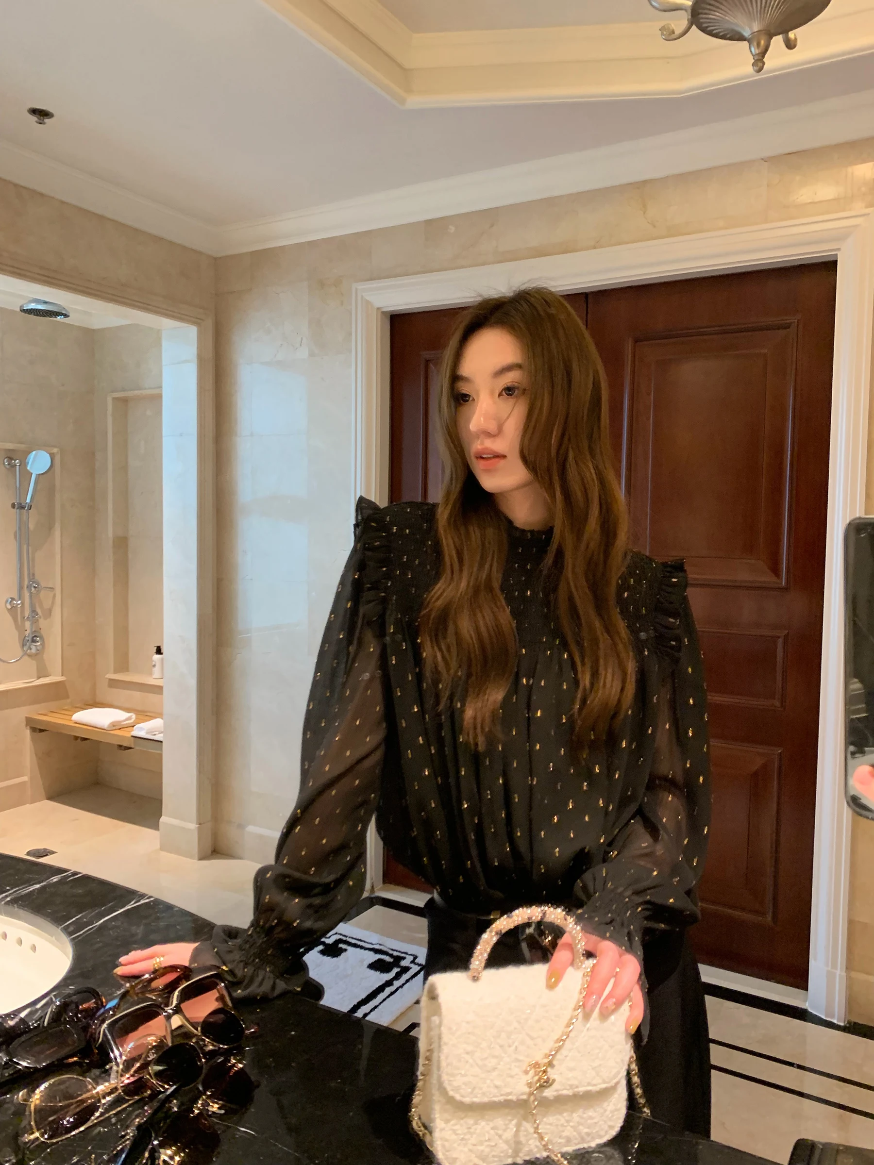 Gakee Official Gold-Leafed Dot Black Chiffon Shirt Women's Spring Summer High-End Loose Fashionable Blouse French Style Polye...
Gakee Official Gold-Leafed Dot Black Chiffon Shirt Women's Spring Summer High-End Loose Fashionable Blouse French Style Polye...