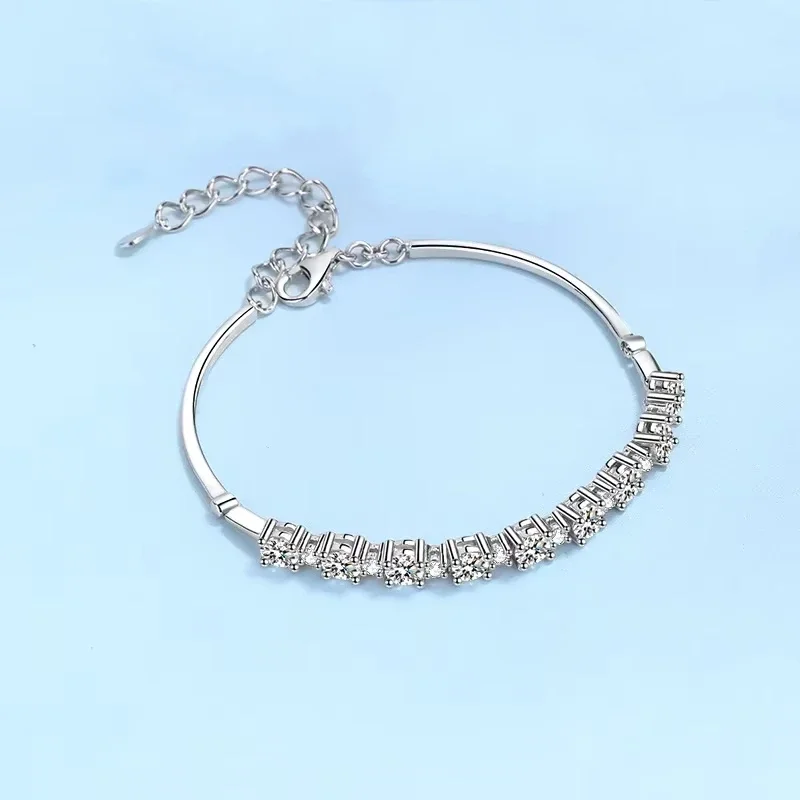Birthday Gift 18K White Gold for Girl Wedding Party Total 2.7Carat Moissanite Diamond Bracelets Women Engagement Valentine's Day
Birthday Gift 18K White Gold for Girl Wedding Party Total 2.7Carat Moissanite Diamond Bracelets Women Engagement Valentine's Day
