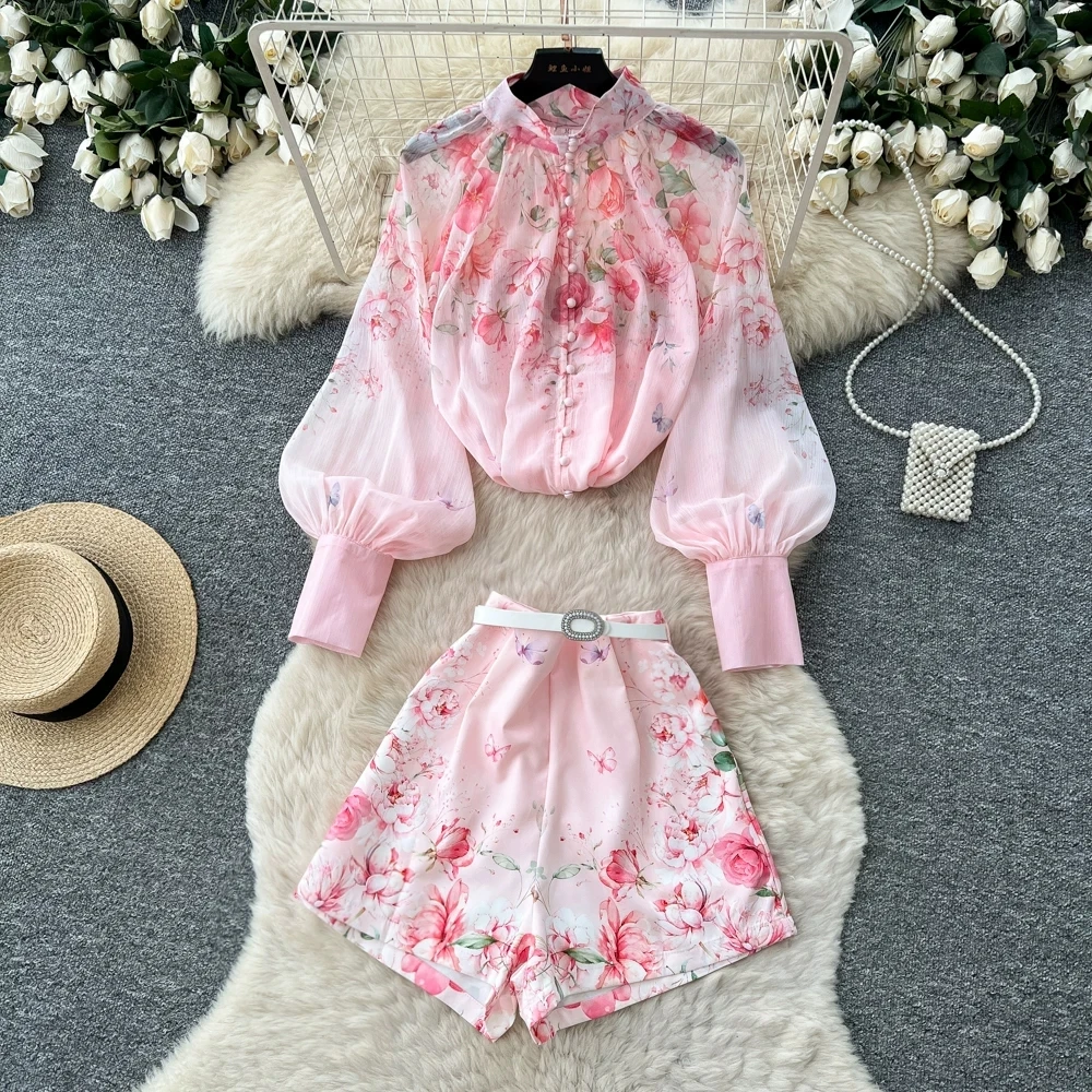Pink Rose Floral Print 2 Piece Set Stand Collar Long Sleeve Blouse and Shorts with Belt Boho Casual Vacation Outfit for Women
Pink Rose Floral Print 2 Piece Set Stand Collar Long Sleeve Blouse and Shorts with Belt Boho Casual Vacation Outfit for Women