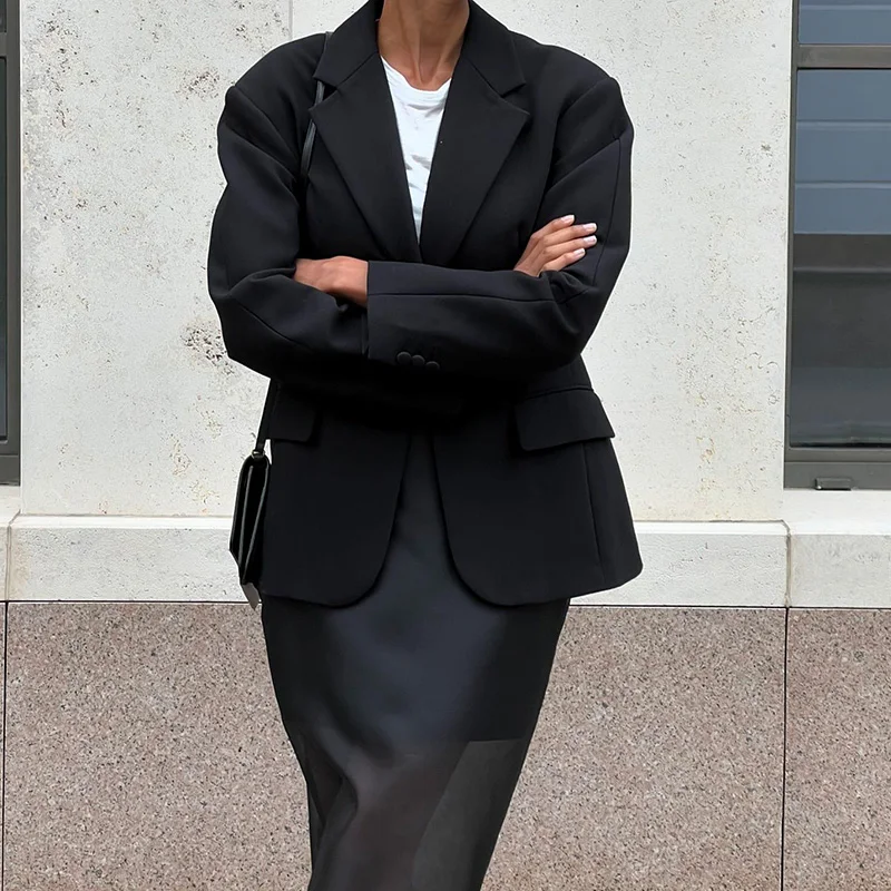 Black Basic Suit Jackets Simple Versatile Workplace Women Commuting Outerwears Lapel Autumn Trendy Fashion Female Clothing
Black Basic Suit Jackets Simple Versatile Workplace Women Commuting Outerwears Lapel Autumn Trendy Fashion Female Clothing