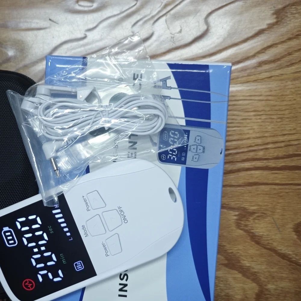 Low Frequency Microcurrent Therapy Ear Clip, CES Sleep Aid Device for Insomnia and Anxiety Relief
Low Frequency Microcurrent Therapy Ear Clip, CES Sleep Aid Device for Insomnia and Anxiety Relief