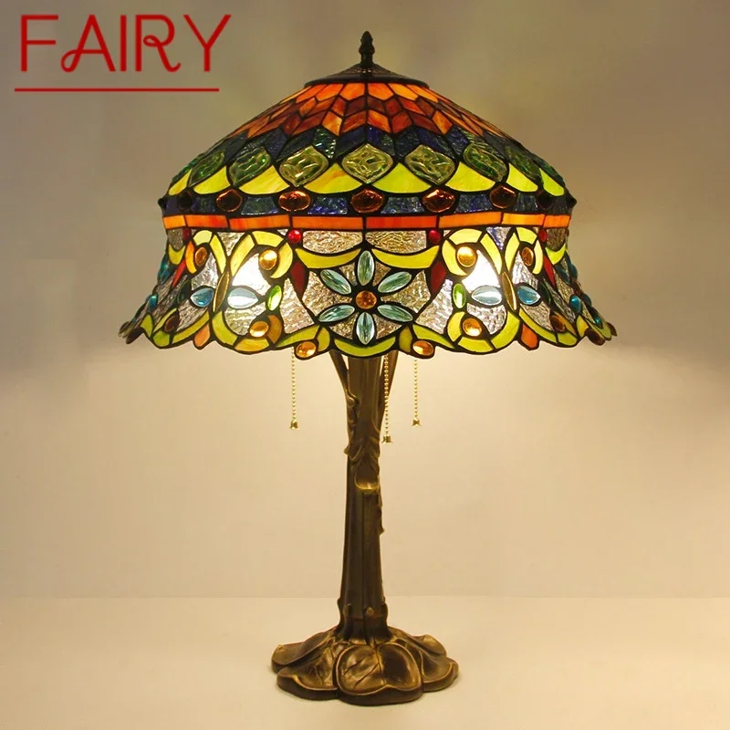 Настольная лампа FAIRY Tiffany, светодиодная роскошная креативная лампа для гостиной, кабинета, спальни, прикроватная лампа, вилла, отель, цветное стекло, настольный светильник
Настольная лампа FAIRY Tiffany, светодиодная роскошная креативная лампа для гостиной, кабинета, спальни, прикроватная лампа, вилла, отель, цветное стекло, настольный светильник
