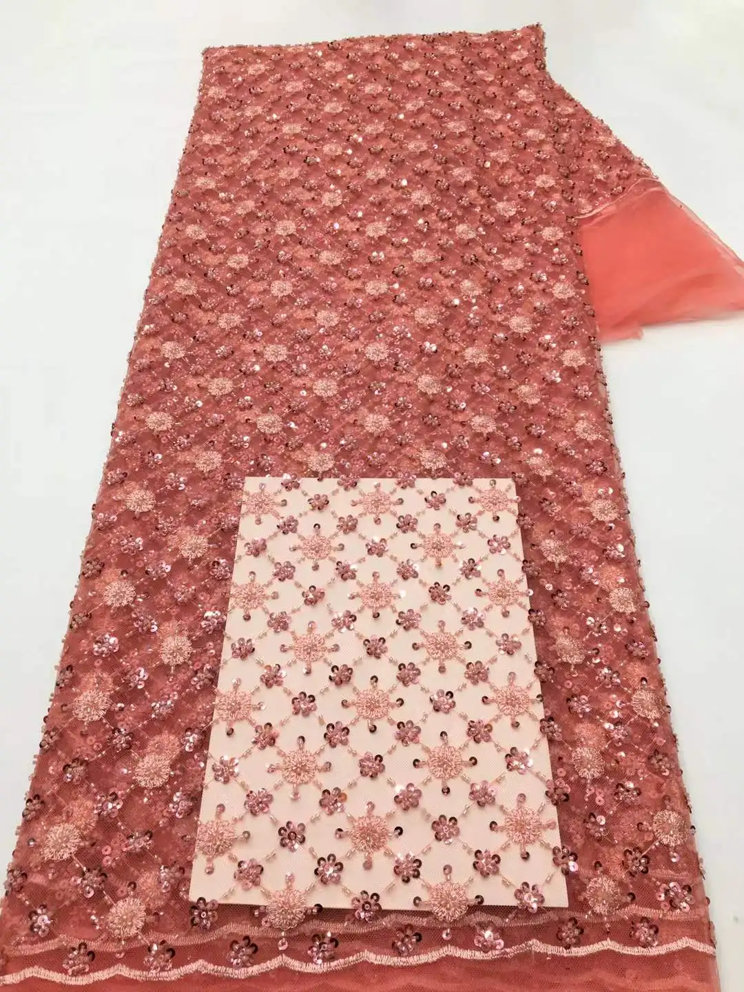 Nigeria French Tulle Lace Fabric Embroidery African Handmade Beaded Lace Fabric High End Mesh Material Luxury Sequins For Party
Nigeria French Tulle Lace Fabric Embroidery African Handmade Beaded Lace Fabric High End Mesh Material Luxury Sequins For Party