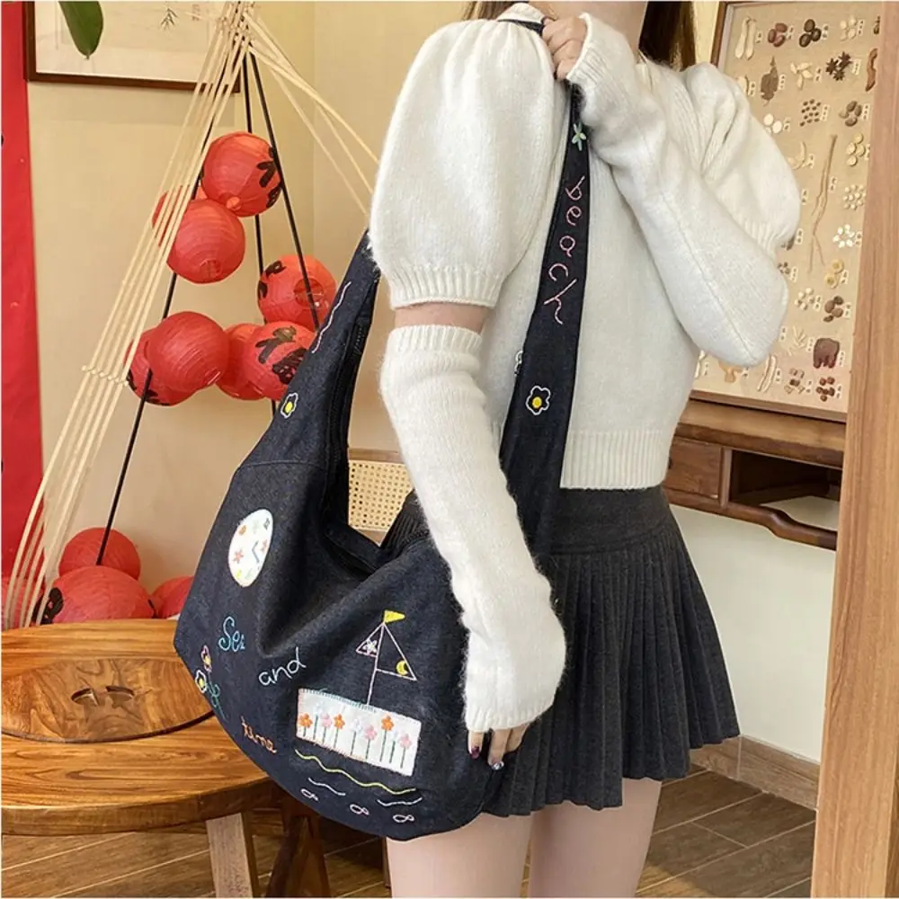 Casual Cloth Denim Canvas Bag Korean Style Retro Cartoon Pattern Shoulder Bag Geometric Handbag Embroidery Tote Bag Women
Casual Cloth Denim Canvas Bag Korean Style Retro Cartoon Pattern Shoulder Bag Geometric Handbag Embroidery Tote Bag Women