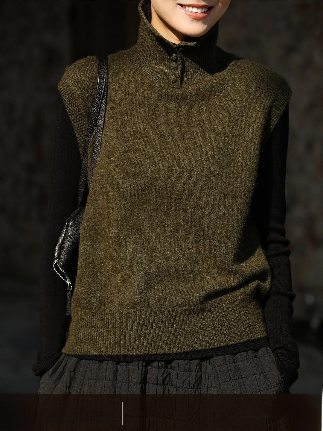 Женский трикотаж на пуговицах для ленивых, шерстяной жилет из мутона, верхняя одежда с воротником-стойкой, новое зимнее поступление
Женский трикотаж на пуговицах для ленивых, шерстяной жилет из мутона, верхняя одежда с воротником-стойкой, новое зимнее поступление