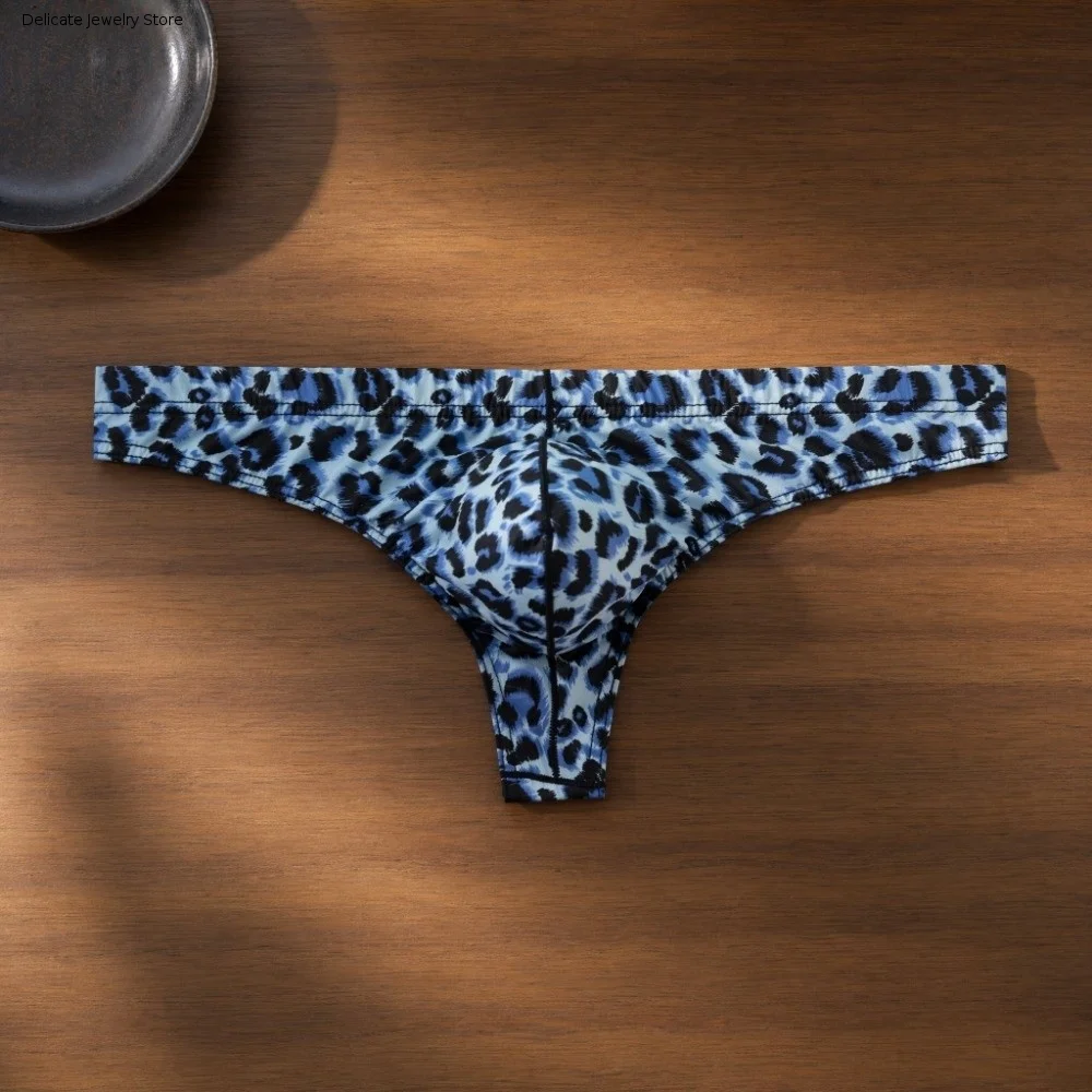 Soft Lingerie Men Leopard Print Thongs Low Waist Underpants Men's Panties Thin T-back Male Briefs Daily Wear
Soft Lingerie Men Leopard Print Thongs Low Waist Underpants Men's Panties Thin T-back Male Briefs Daily Wear