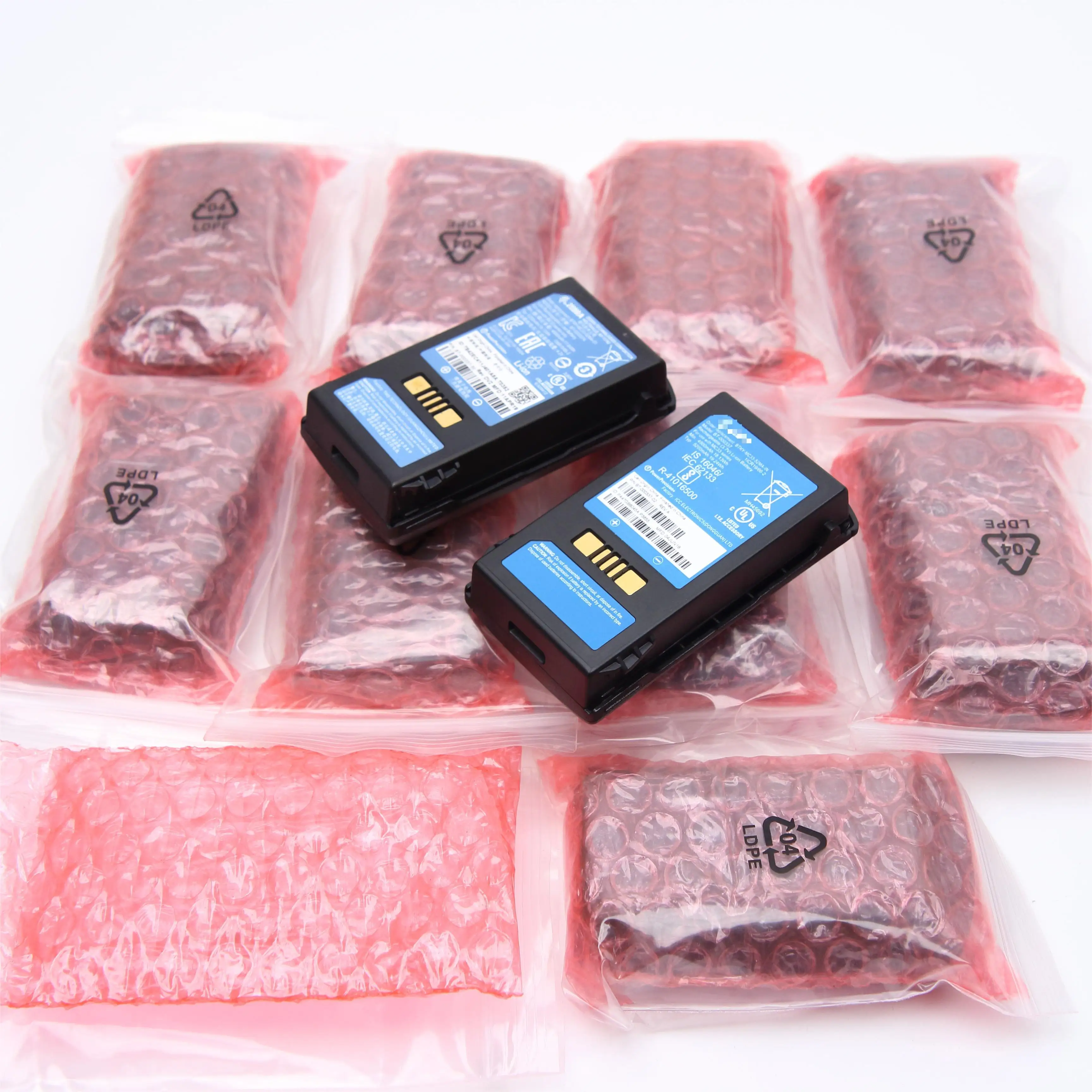 BTRY-MC33-52MA-01 5200mAh MC33 MC33XX Series мобильный компьютер MC3300 аккумулятор
BTRY-MC33-52MA-01 5200mAh MC33 MC33XX Series мобильный компьютер MC3300 аккумулятор