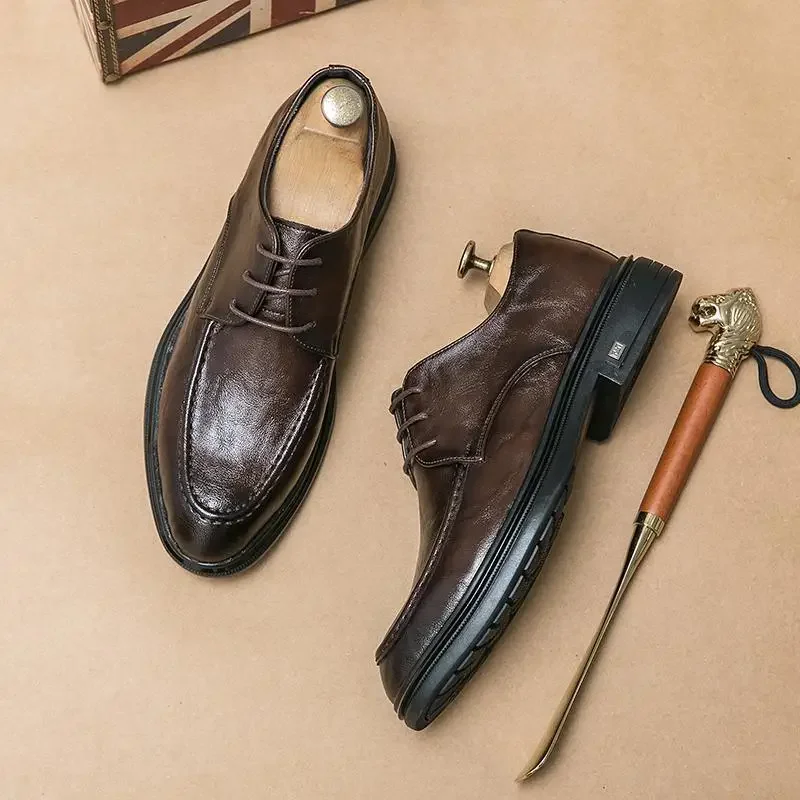 Party Leather Shoes Men's Korean-Style Retro Casual British Hairstylist Casual Business Wear
Party Leather Shoes Men's Korean-Style Retro Casual British Hairstylist Casual Business Wear