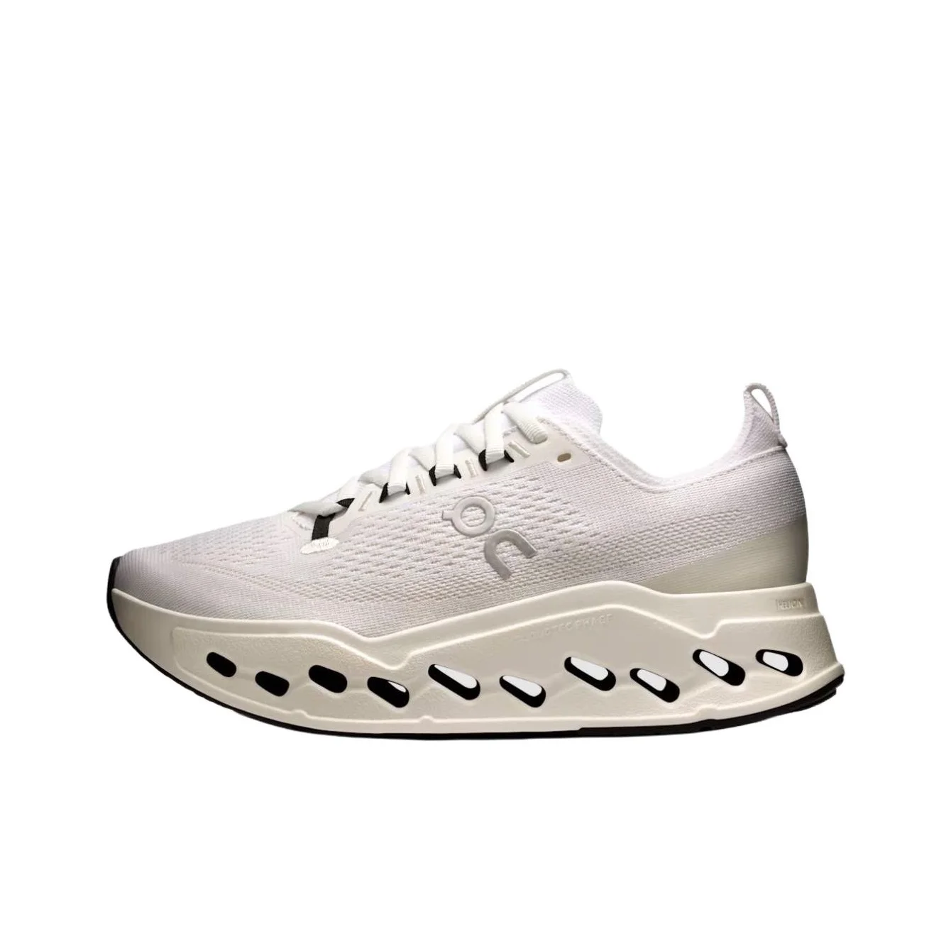 Cloudsurfer Max Wmns On 'Triple White' Women's 3WF30221200
Cloudsurfer Max Wmns On 'Triple White' Women's 3WF30221200