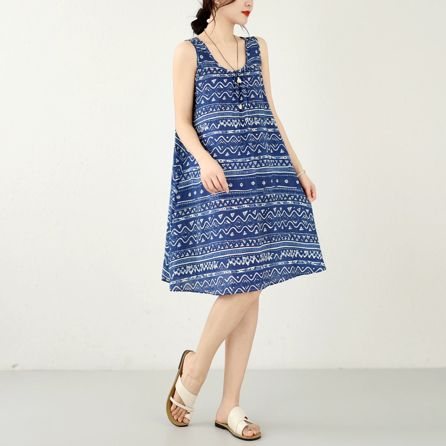Summer Artistic Large Size Women's Cotton Linen A-Line Dress Sleeveless round Neck Print Dress Citywalk Fashion Ladies' Dress
Summer Artistic Large Size Women's Cotton Linen A-Line Dress Sleeveless round Neck Print Dress Citywalk Fashion Ladies' Dress