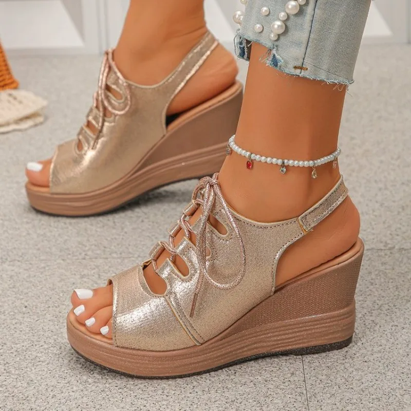 Women Sandals Summer New Wedges Platform Sandals Women Sexy High Heels Shoes Peep Toe Open
Women Sandals Summer New Wedges Platform Sandals Women Sexy High Heels Shoes Peep Toe Open