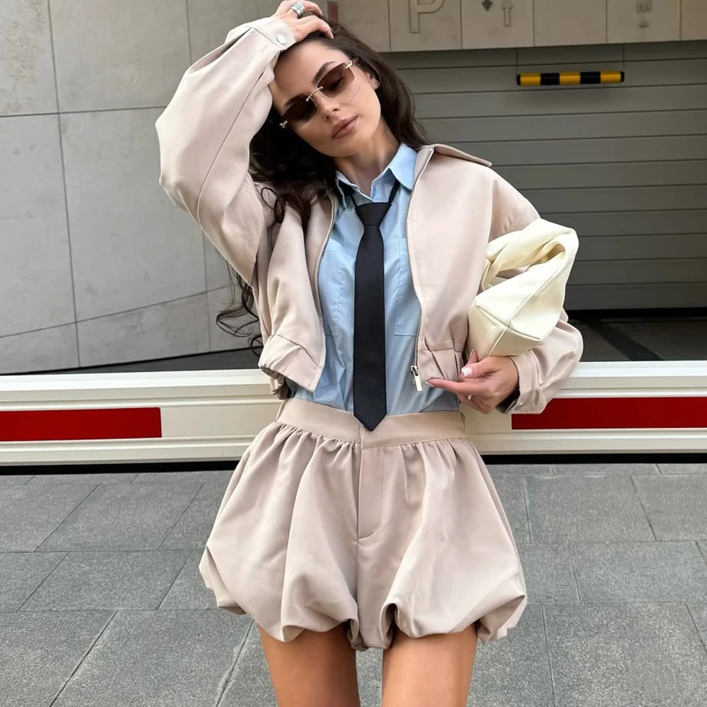 Talenza Women Shorts 2-Piece Set Fashion High-Street Jacket Top Pleated Short Skirt Set New Party Look Autumn Female Shorts Set
Talenza Women Shorts 2-Piece Set Fashion High-Street Jacket Top Pleated Short Skirt Set New Party Look Autumn Female Shorts Set