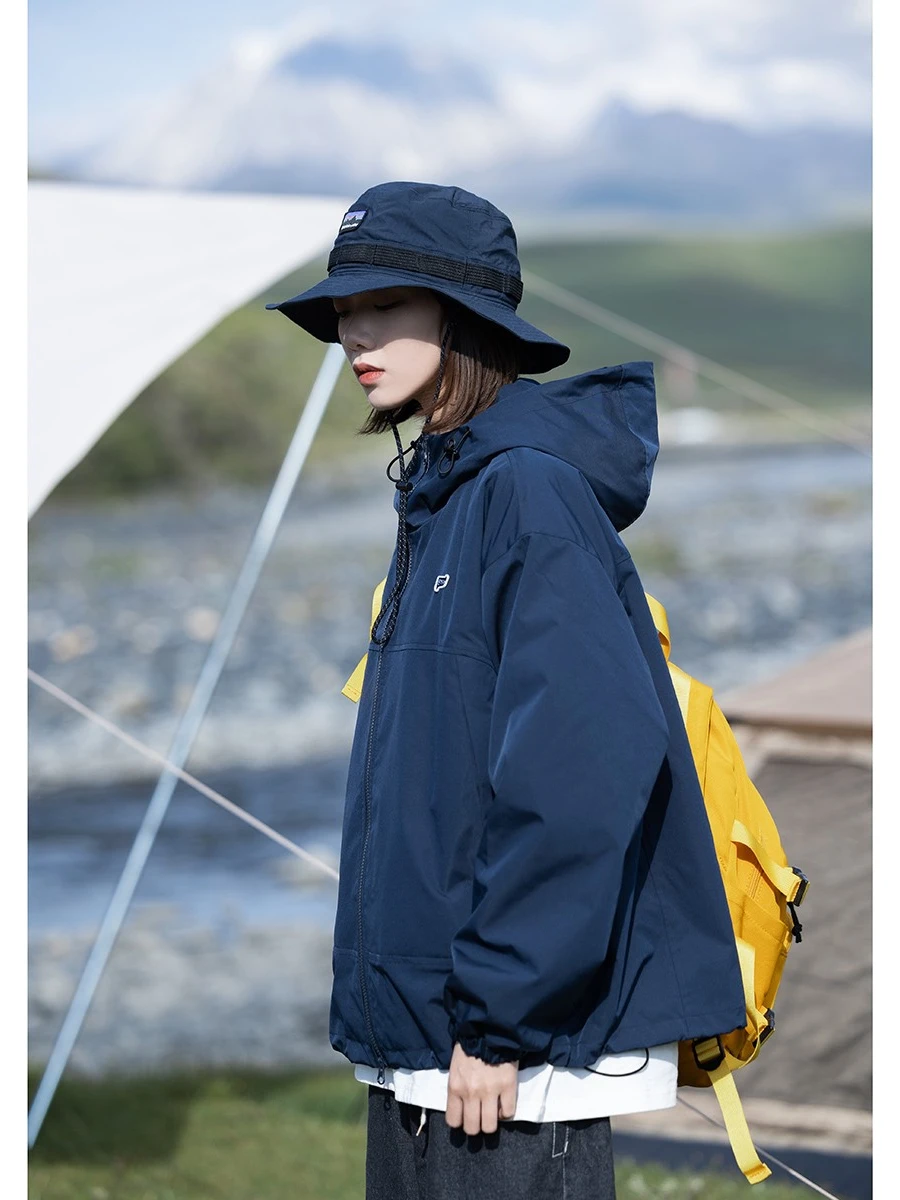 Mountainvalley Весеннее уличное ветрозащитное водонепроницаемое пальто с капюшоном Jaet ex, оригинальный дизайн, свободная посадка, новое полиэфирное волокно
Mountainvalley Весеннее уличное ветрозащитное водонепроницаемое пальто с капюшоном Jaet ex, оригинальный дизайн, свободная посадка, новое полиэфирное волокно