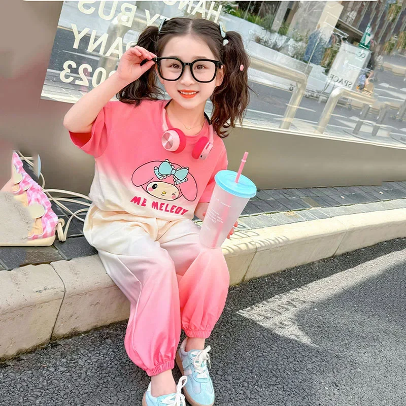 2pcs Set My Melody suit Kuromi T-Shirt New Thin Model Short Sleeve Trousers Clothing Boy Girl Summer Cartoon festival Gift
2pcs Set My Melody suit Kuromi T-Shirt New Thin Model Short Sleeve Trousers Clothing Boy Girl Summer Cartoon festival Gift