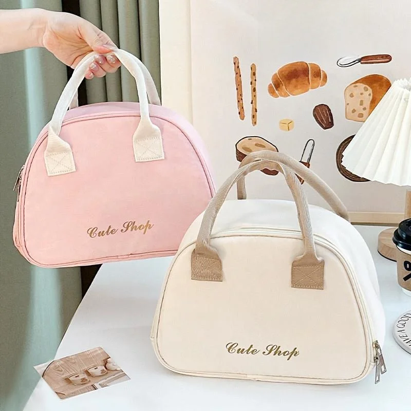 Portable Large Capacity Lunch Box Bag Insulated Handheld Bento Bag High Aesthetic Value for Office Workers And Elementary Sch...
Portable Large Capacity Lunch Box Bag Insulated Handheld Bento Bag High Aesthetic Value for Office Workers And Elementary Sch...